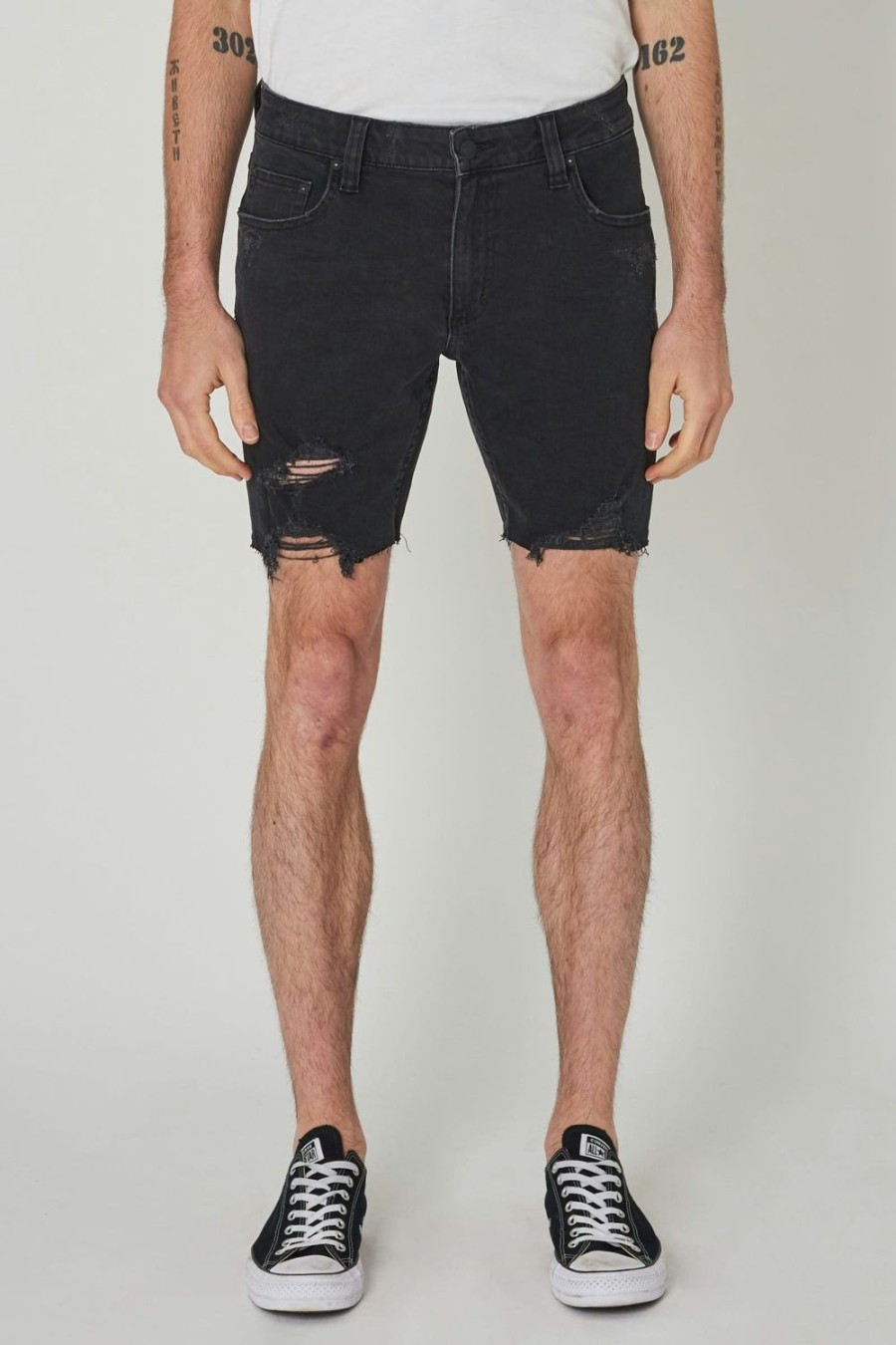 Men Rolla's Jeans Shorts | Tim Slims Short - Hard On Black